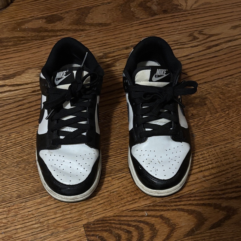 Nike Black and White Athletic Shoes
